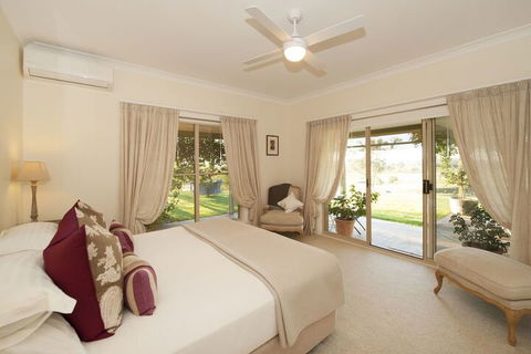 Rosby Guesthouse - Foster Accommodation 5