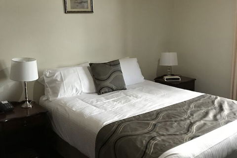 Duntryleague Guesthouse - Foster Accommodation 3