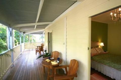 Noosa Country House - Foster Accommodation 7