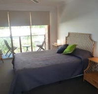 Sails Beach House Apartments Pottsville Beach - Foster Accommodation