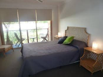 Sails Beach House Apartments Pottsville Beach - Foster Accommodation 0