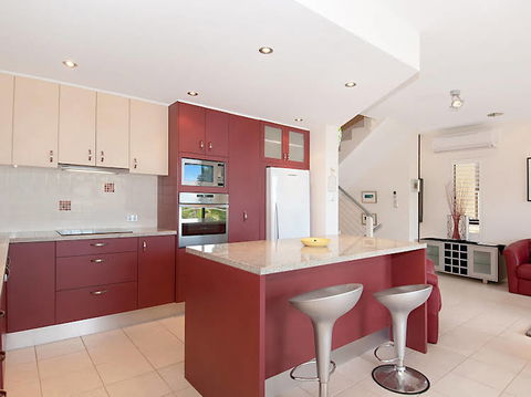 Viewland Drive Private Holiday Apartment - Foster Accommodation 0