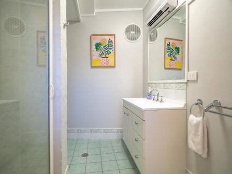 Sea180 Merimbula - Foster Accommodation 4