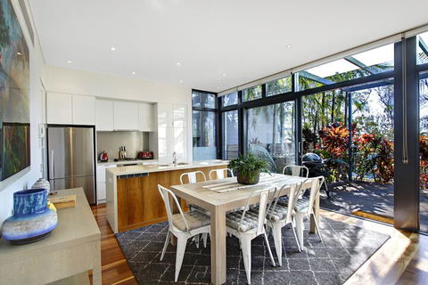 A PERFECT STAY - Ocean View At Kiah - Foster Accommodation 6