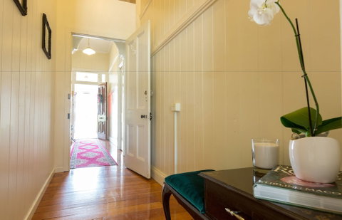99 Kirkland Bed & Breakfast - Foster Accommodation 1