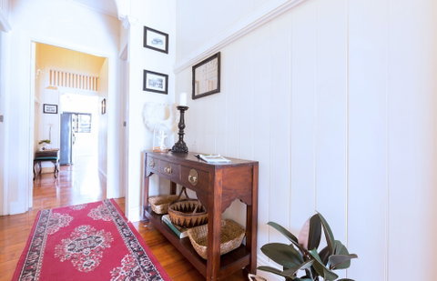 99 Kirkland Bed & Breakfast - Foster Accommodation 2