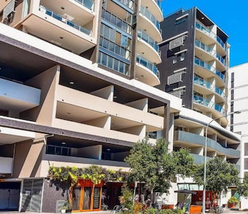 Morgan Suites - Foster Accommodation 3