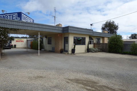 Calder Family Motel - Foster Accommodation 2
