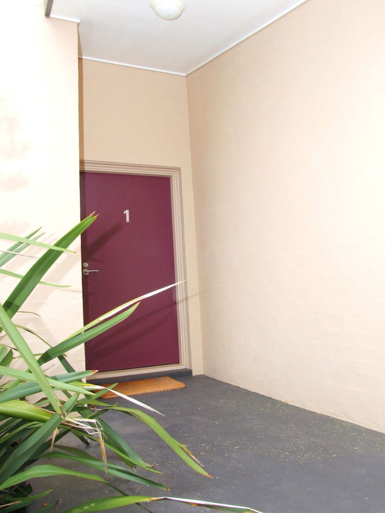 Surf Beach NSW Foster Accommodation