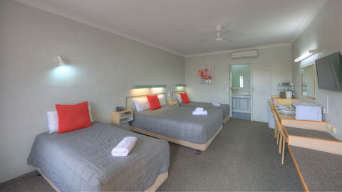 Alluna Motel - Foster Accommodation 2