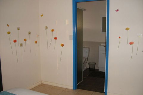 Ningaloo Bed And Breakfast - Foster Accommodation 4