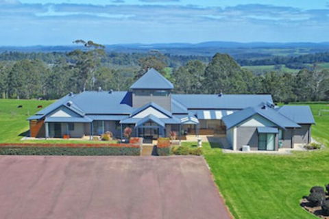 Sensational Heights Bed & Breakfast - Foster Accommodation 0