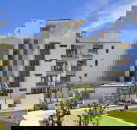 White Shells Luxury Apartments - Foster Accommodation