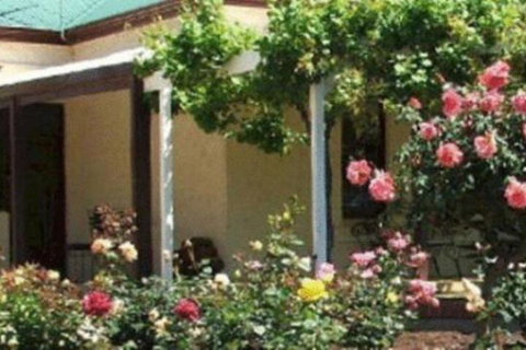 The Vintage Bed & Breakfast - Foster Accommodation 5