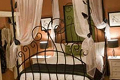 The Vintage Bed & Breakfast - Foster Accommodation 4