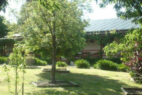Southern Vales Bed & Breakfast - Foster Accommodation 6