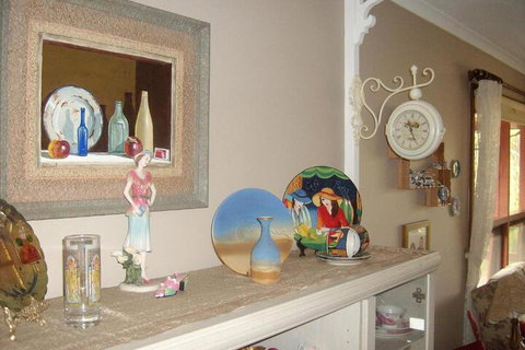 Southern Vales Bed & Breakfast - Foster Accommodation 5