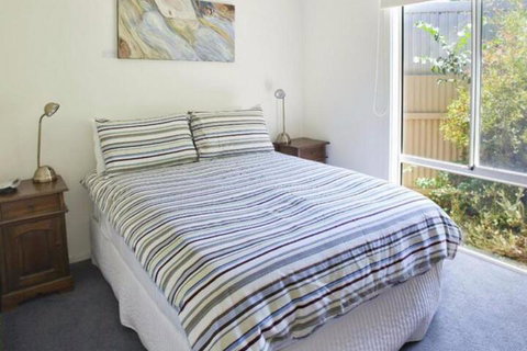 Saltaire Cottages - Foster Accommodation 6