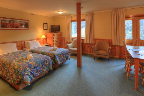 Candlelight Lodge - Foster Accommodation 7