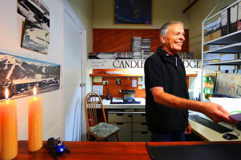 Candlelight Lodge - Foster Accommodation 1