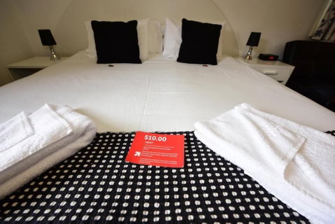 Black Bear Inn - Foster Accommodation 4