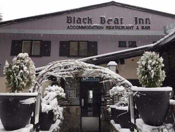 Black Bear Inn - Foster Accommodation 0