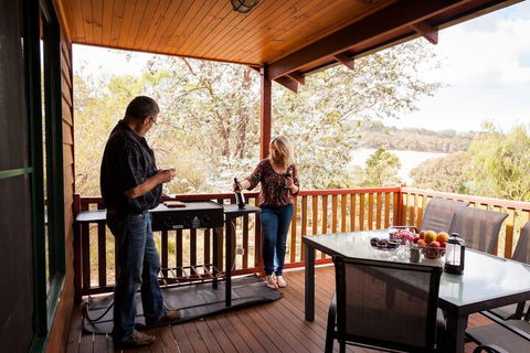 Misty Valley Country Cottages - Foster Accommodation 5