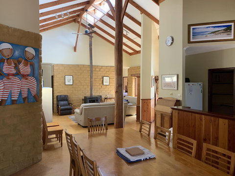 Denmark Forest Retreat - Foster Accommodation 2