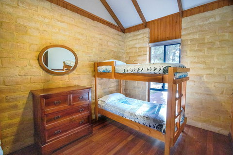 Denmark Forest Retreat - Foster Accommodation 6