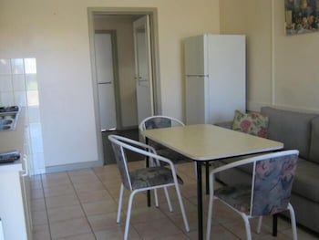 Lakes Entrance Holiday Units - Foster Accommodation 5