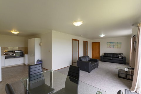 Gum Tree Caravan Park - Foster Accommodation 2