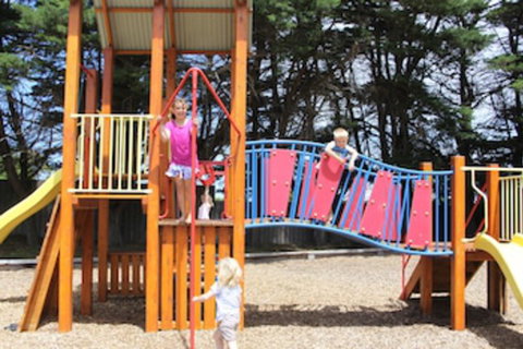 Gum Tree Caravan Park - Foster Accommodation 0