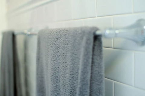 Bicheno's A Plus Apartments - Foster Accommodation 2