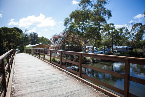 Lorne Foreshore Caravan Park - Foster Accommodation 6