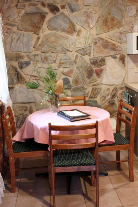 Langmeil Cottages - Foster Accommodation 1