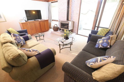 Englewood Ridge - Foster Accommodation 7