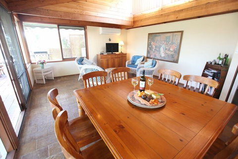 Englewood Ridge - Foster Accommodation 6