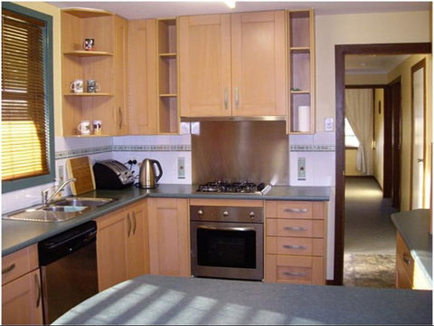 Brilex Park B & B - Foster Accommodation 1