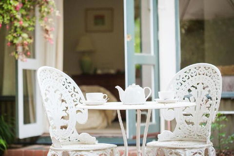 Valley Guest House - Foster Accommodation 5