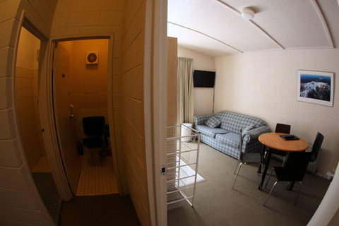 Sugarbush Lodge & Apartments - Foster Accommodation 3