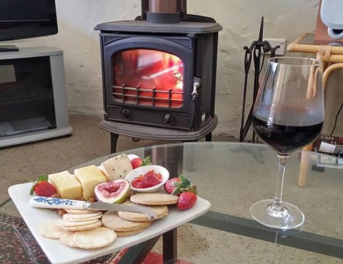 Milton Country Cottages - Foster Accommodation 1