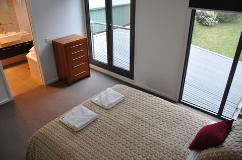 Apollo Bay Cottages - Foster Accommodation 5