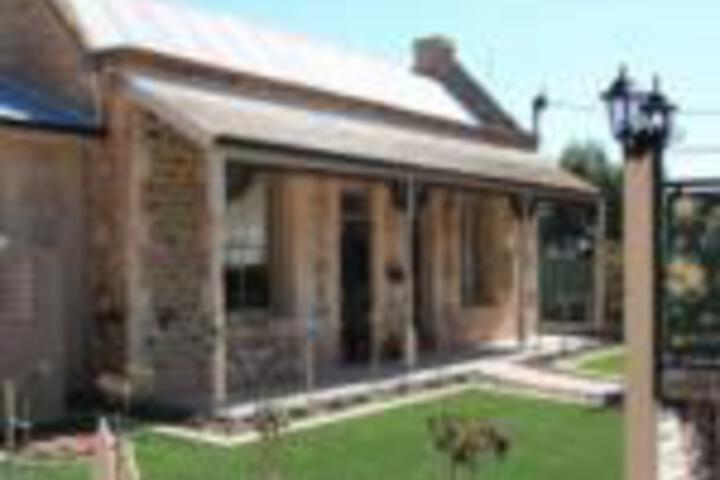 Agery SA Foster Accommodation