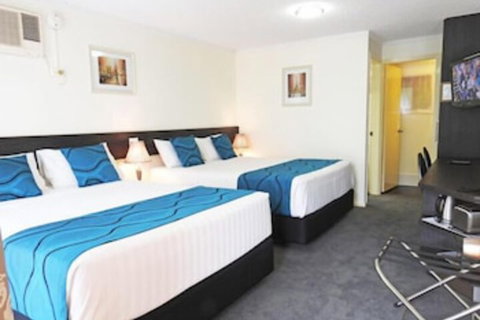 Gallery Motel - Foster Accommodation 7