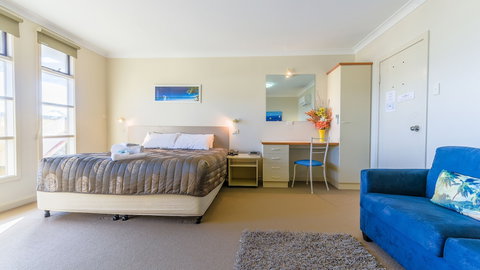 The Bluff Resort Apartments - Foster Accommodation 5