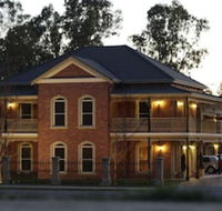 Carlyle Suites  Apartments - Foster Accommodation