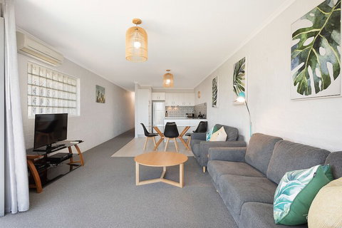 The Palms Apartments - Foster Accommodation 4