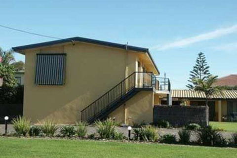 Admirals Lodge - Foster Accommodation 5