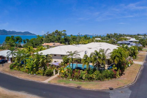 Mission Reef Resort - Foster Accommodation 1