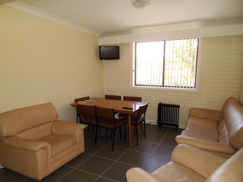 Swiss Motel - Foster Accommodation 4